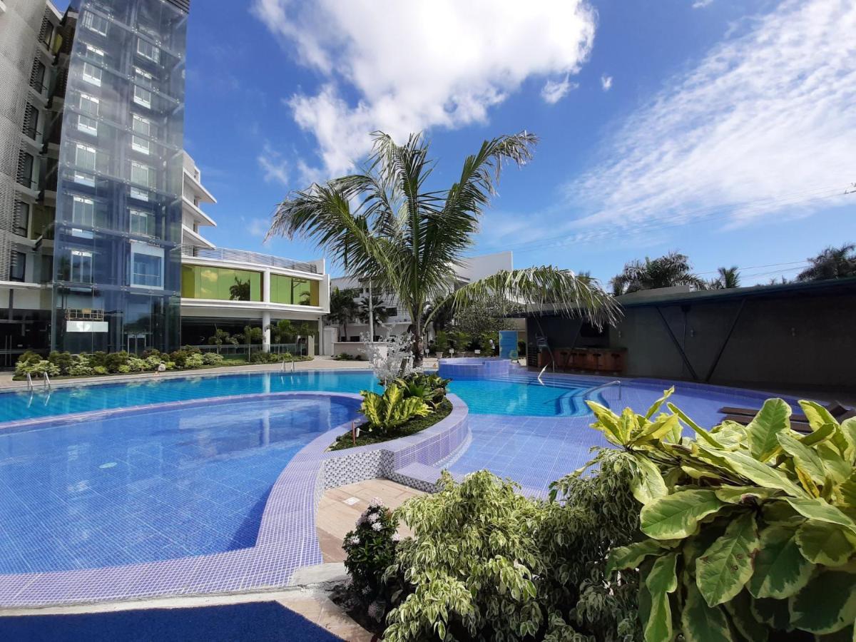 Winrich Hotel Mactan Exterior photo
